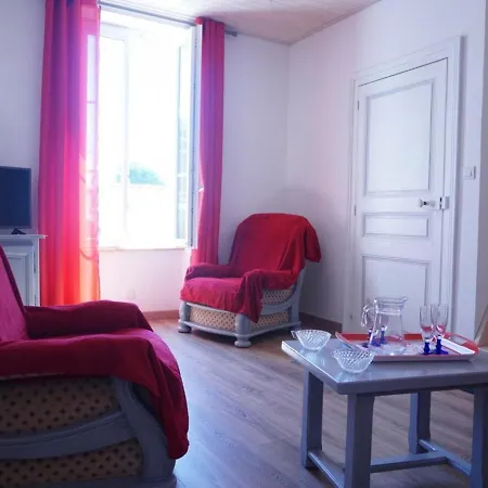 Maison L'epine, 3 Pieces, 5 Personnes - Fr-1-224b-500